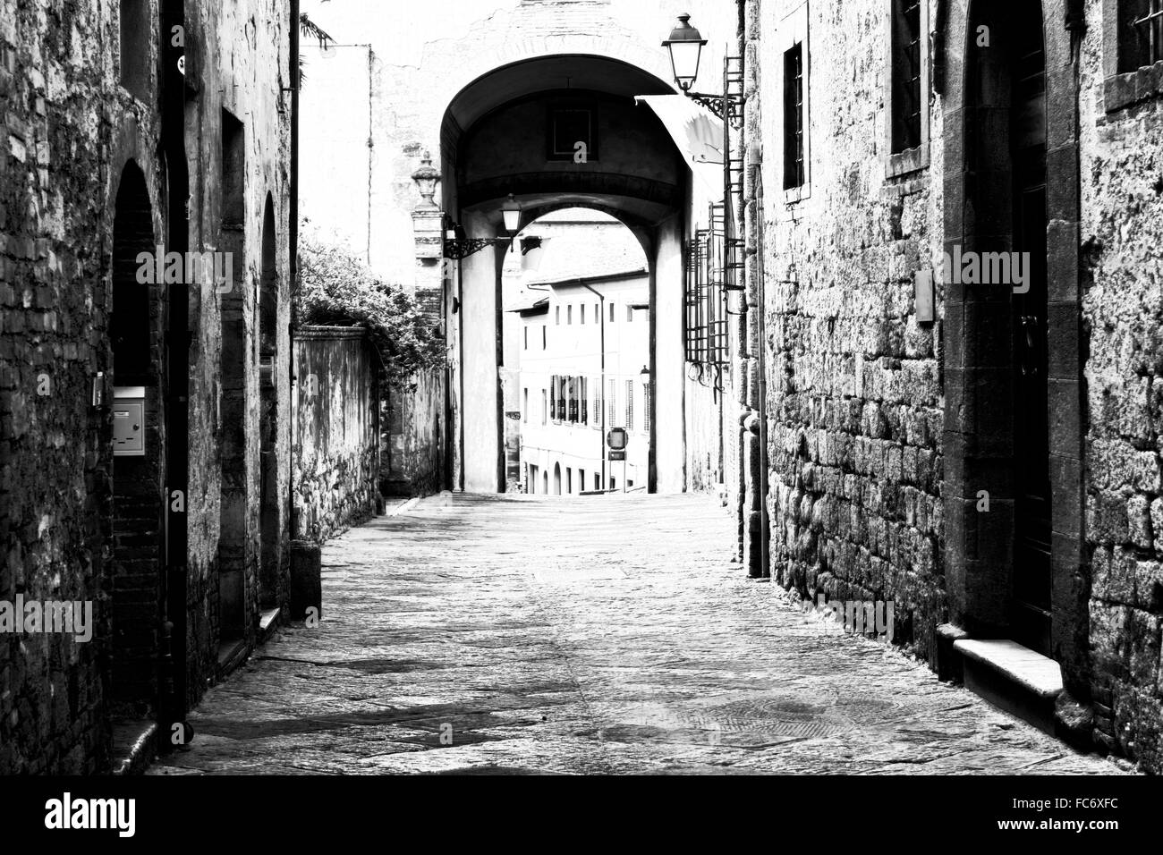 Old buildings Black and White Stock Photos & Images - Alamy