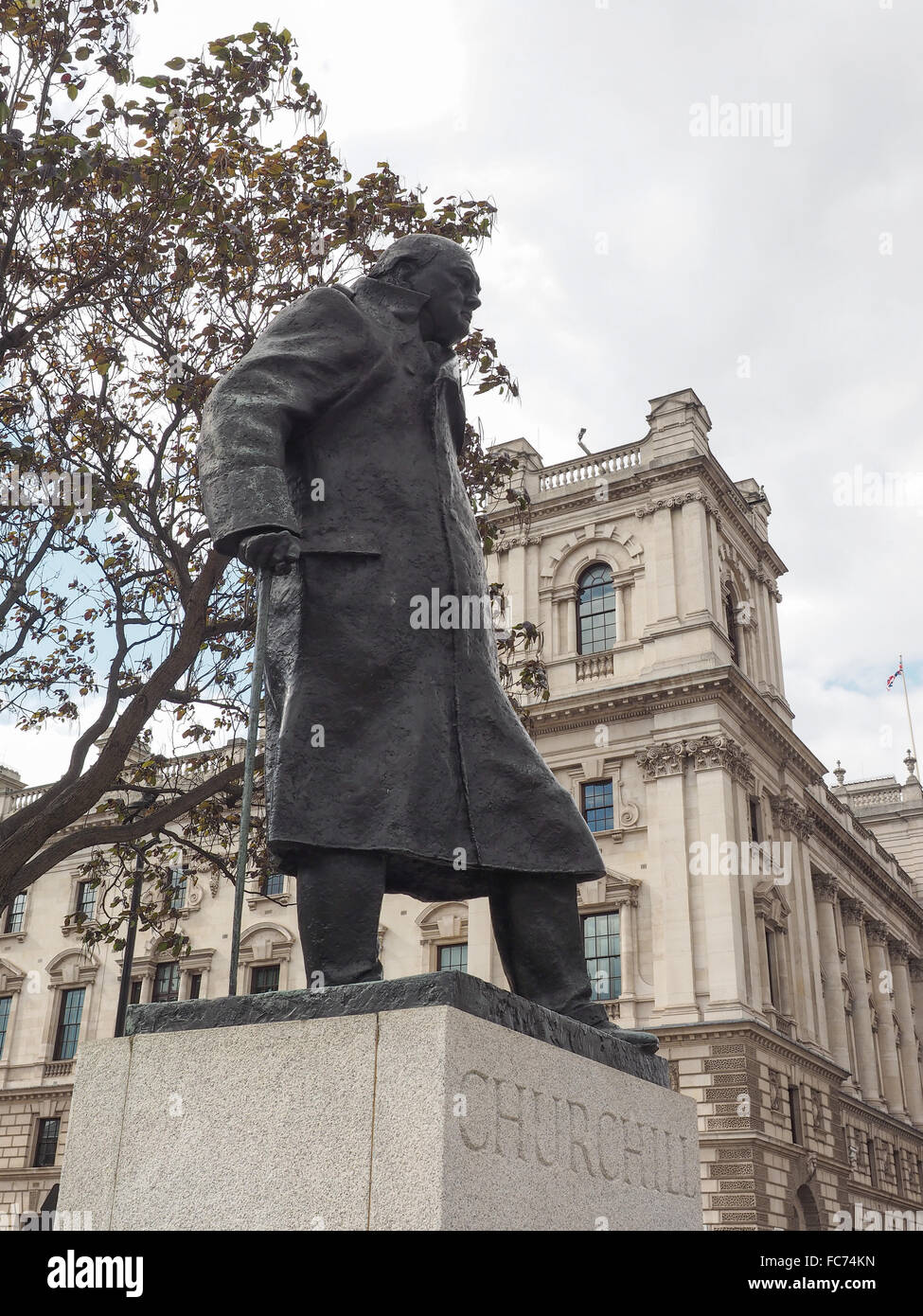 Churchill statue in London Stock Photo Alamy