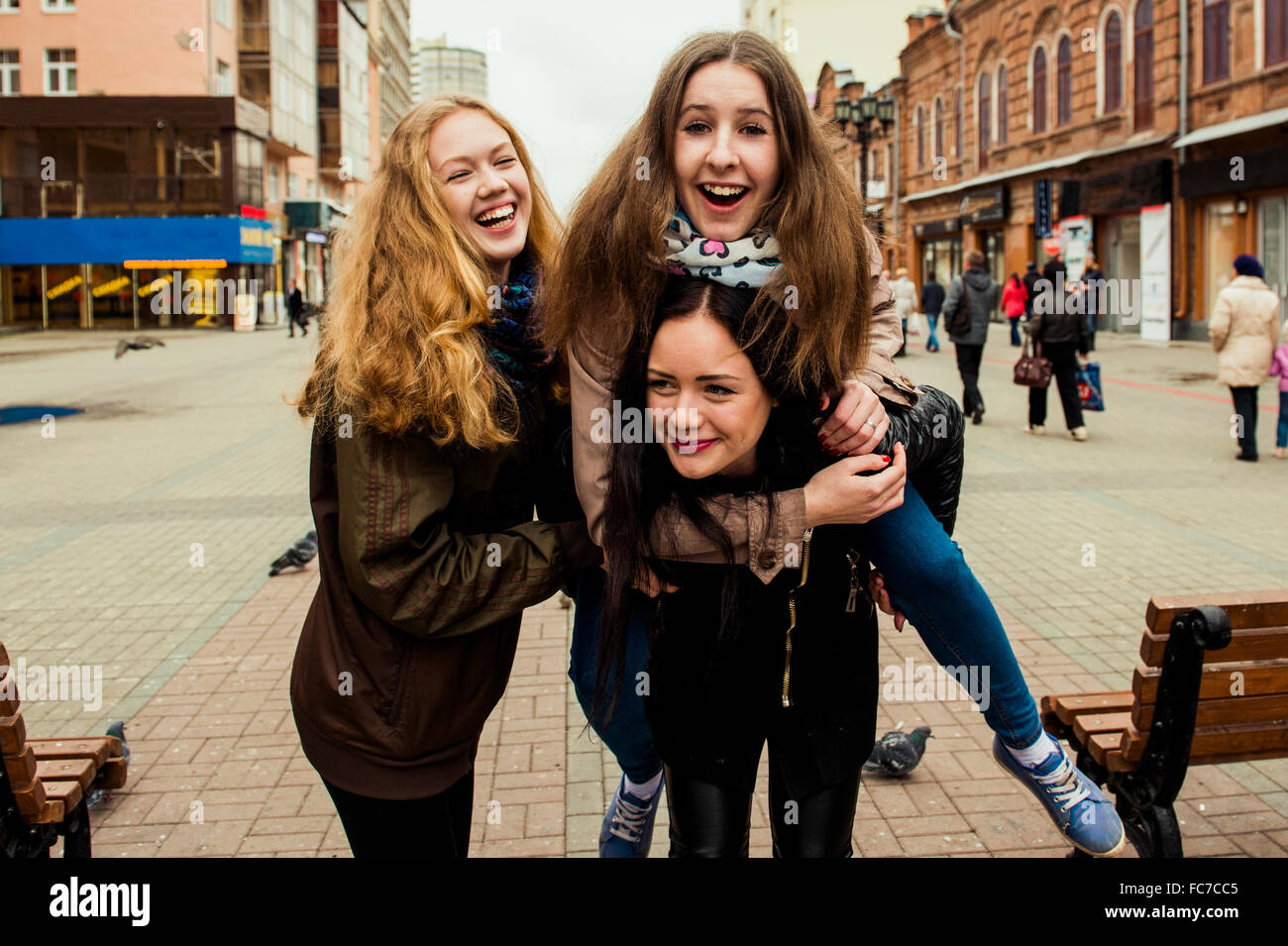 Female caucasian tourist posing hi-res stock photography and images - Alamy