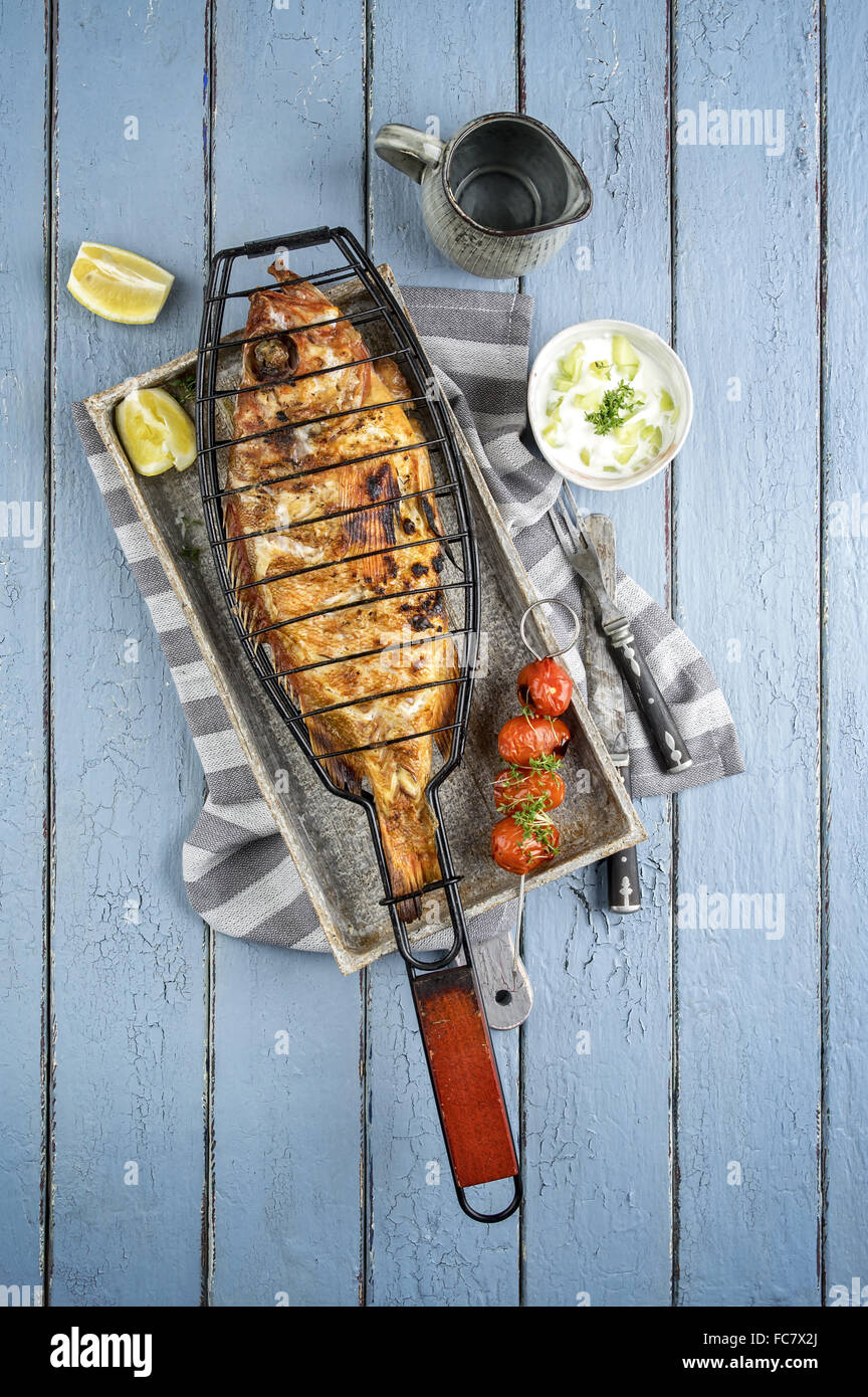 Barbecue Rose Fish Stock Photo Alamy