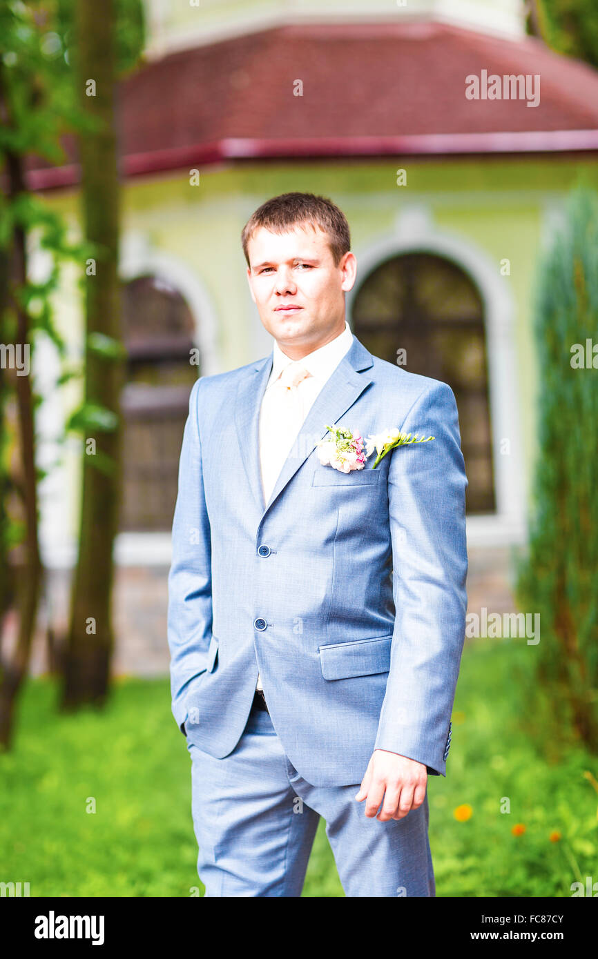 groom in the wedding suit Stock Photo - Alamy