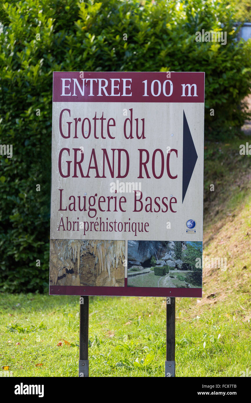 Grotte du Grand Roc sign, Dordogne, France Stock Photo - Alamy