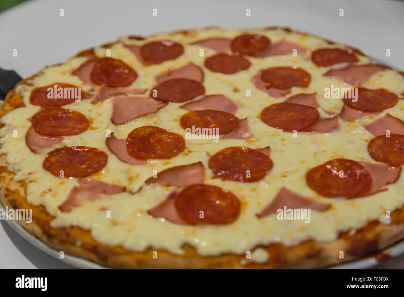 Pepperoni deluxe hires stock photography and images Alamy