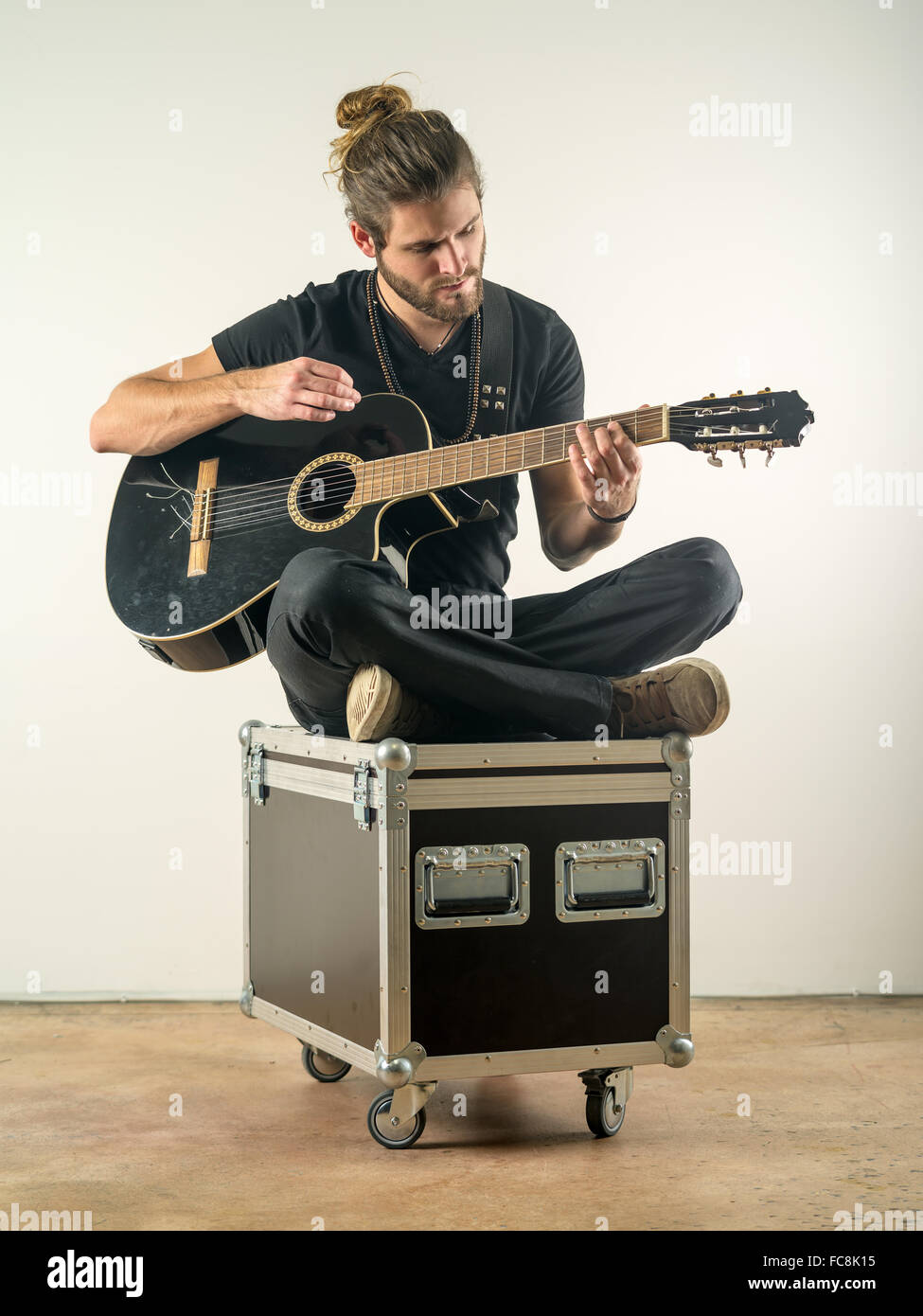 acoustic guitar flight case