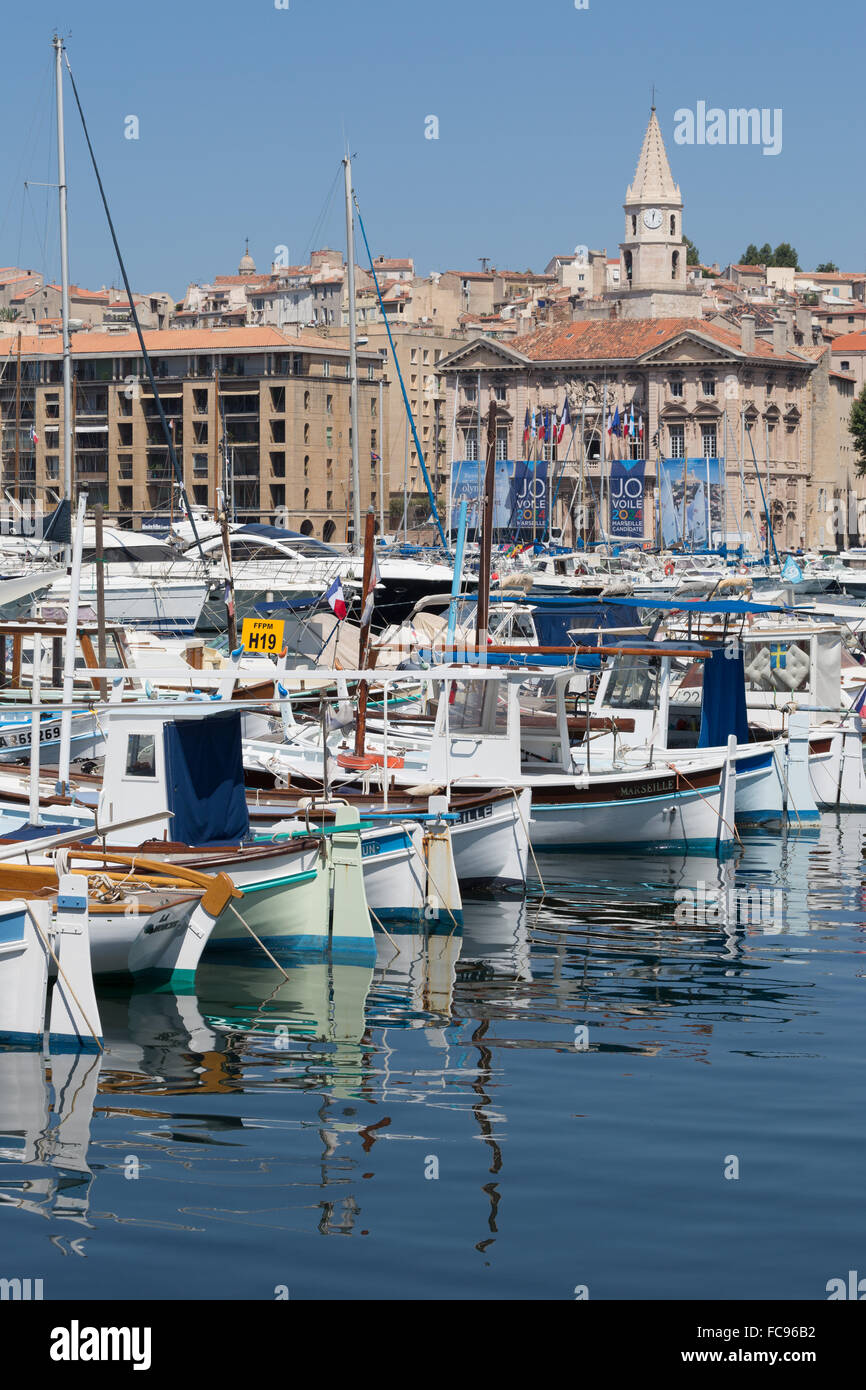 Fishing boat old port marseille hires stock photography and images Alamy