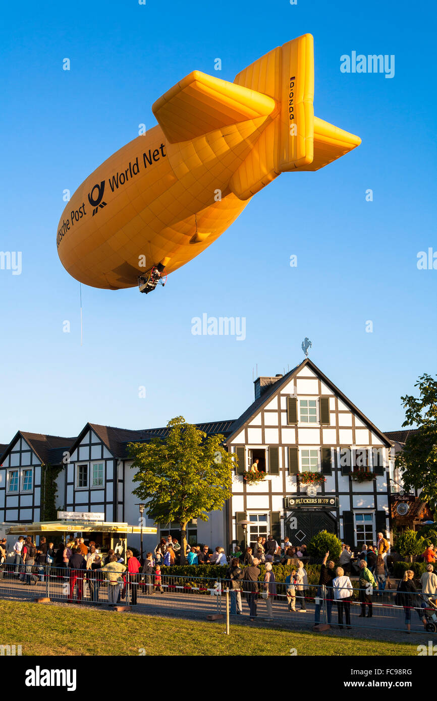 DEU, Germany, Sauerland region, Warstein, international balloon festival in Warstein, blimp [the balloon festival in Warstein is Stock Photo