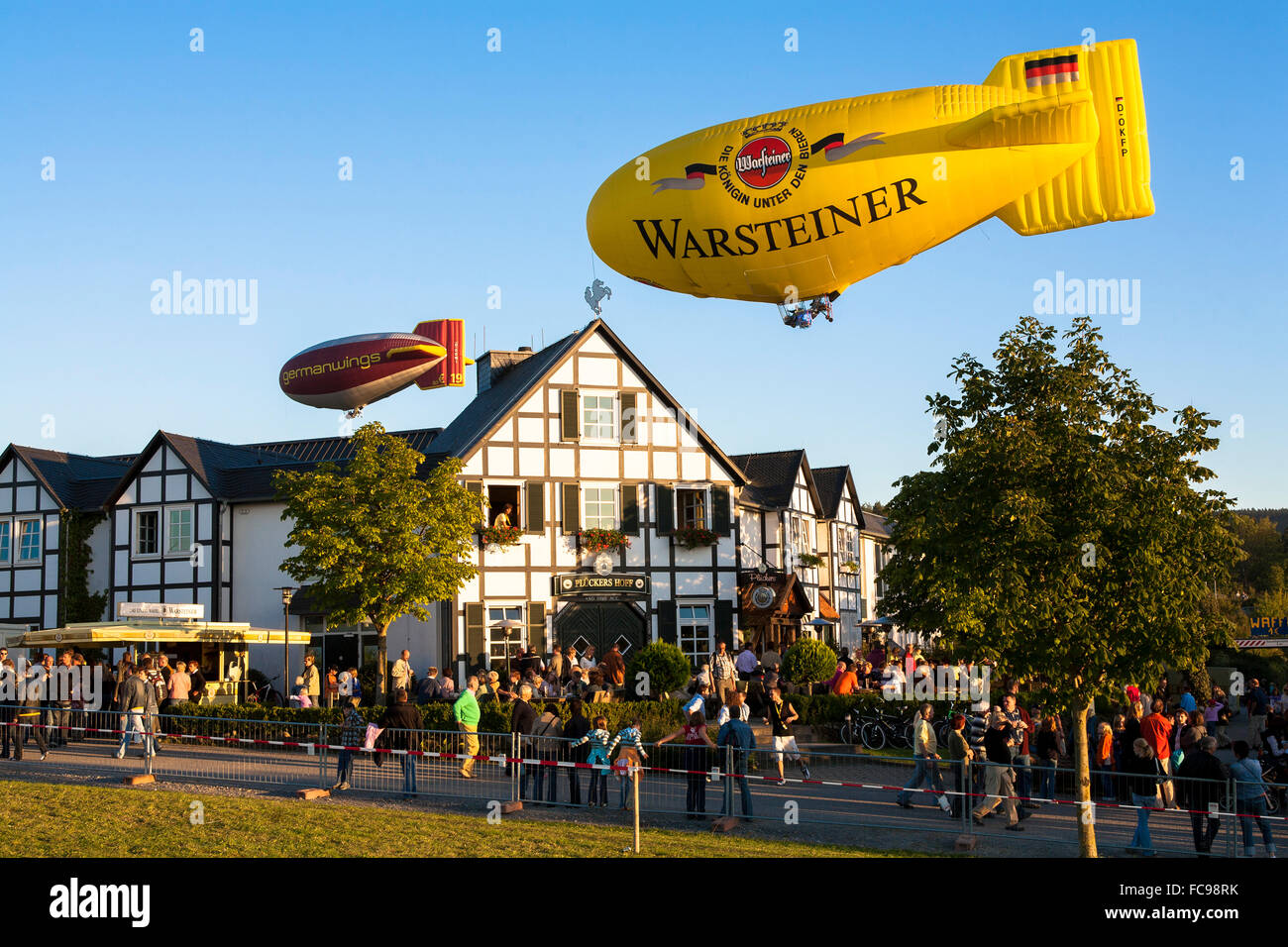 DEU, Germany, Sauerland region, Warstein, international balloon festival in Warstein, blimps [the balloon festival in Warstein i Stock Photo