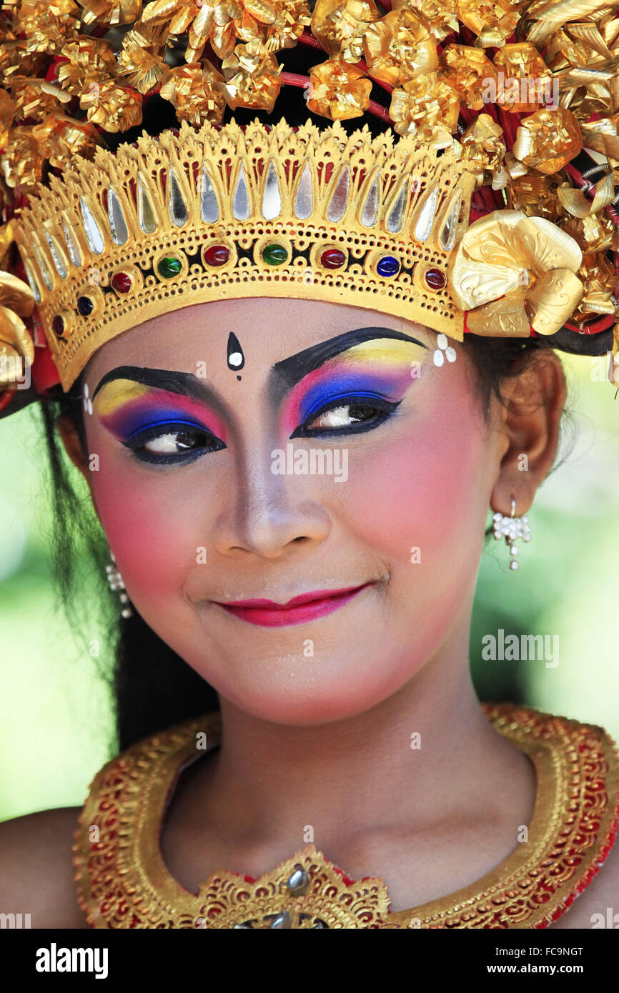 Girl Portrait Bali Hi-res Stock Photography And Images - Alamy