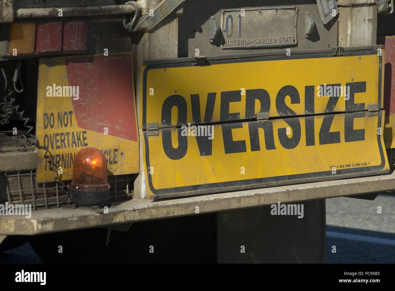 Oversize load semi truck hi-res stock photography and images - Alamy
