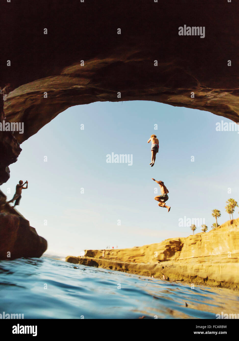 Cliff Jumping Stock Photos & Cliff Jumping Stock Images Alamy