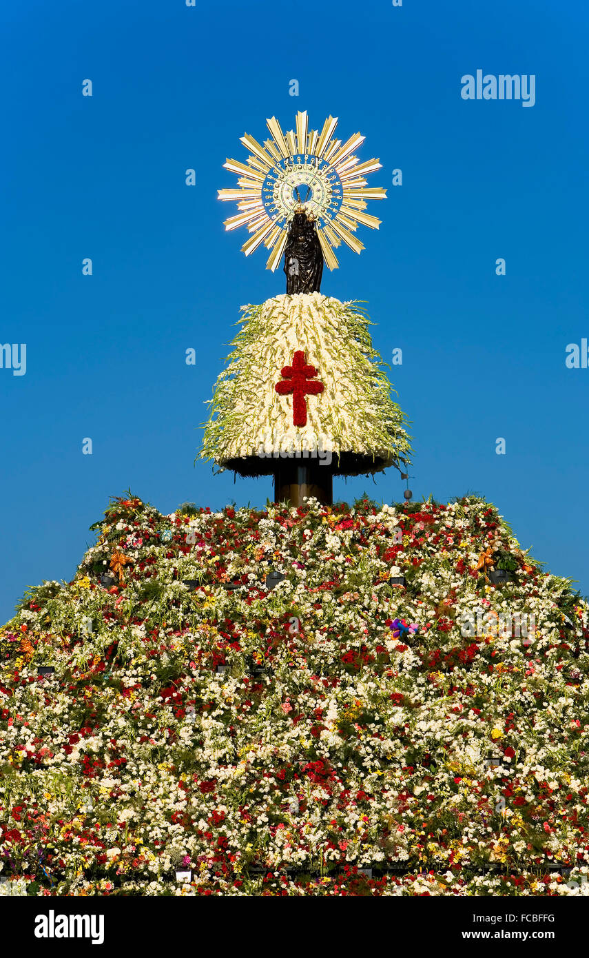 Zaragoza, Aragón, Spain: Virgin of the Pilar in Pilar square during the celebration of El Pilar. Stock Photo