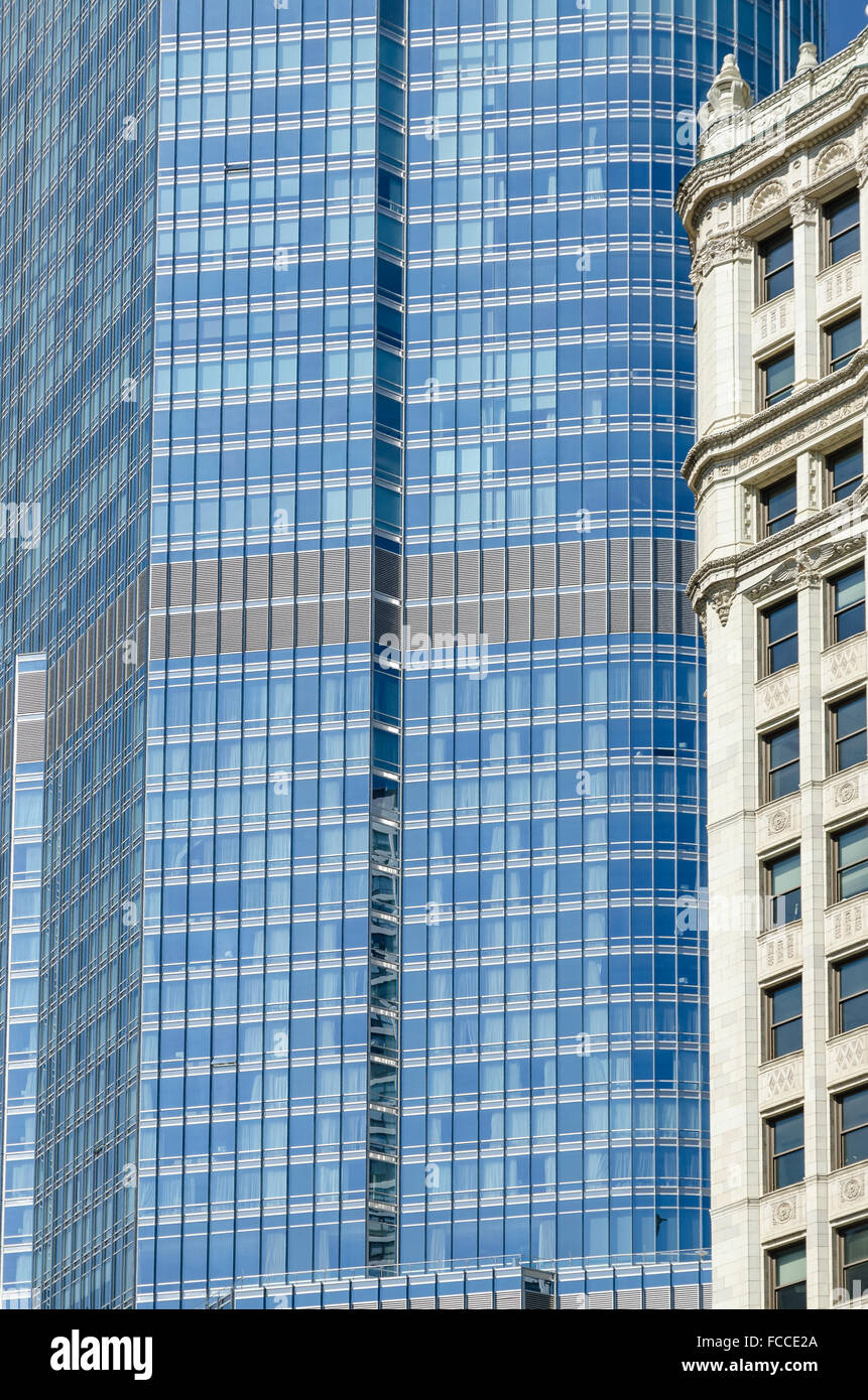 View of buildings on downtown Chicago Stock Photo - Alamy