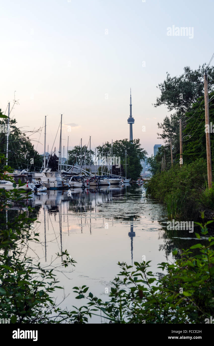 Skyline of Toronto over Ontario Lake at sunset Stock Photo - Alamy