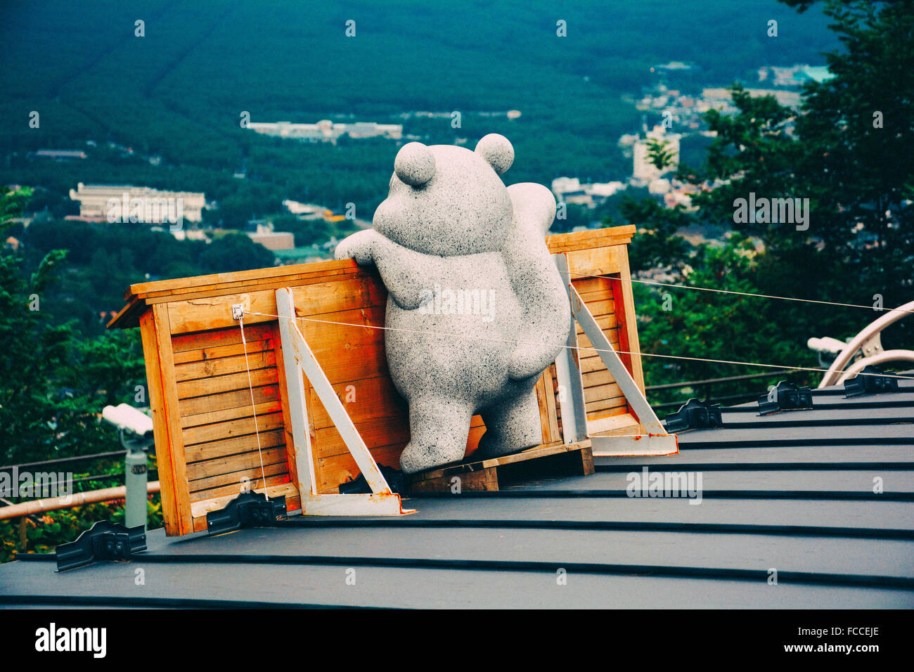 Large stuffed toy hi-res stock photography and images - Alamy Large stuffed toy hi-res stock photography and images - Alamy