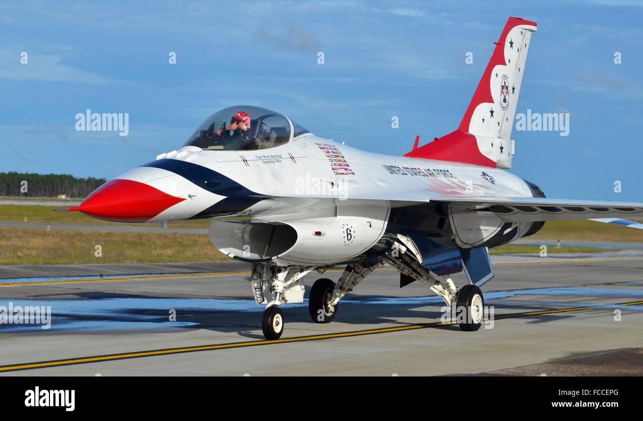 Air Force F-16 Viper/Fighting Falcon Thunderbird Stock Photo