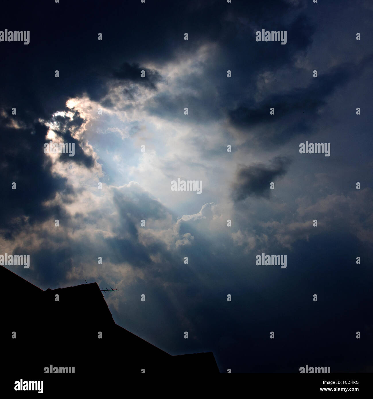 Light shining through the clouds hi-res stock photography and images