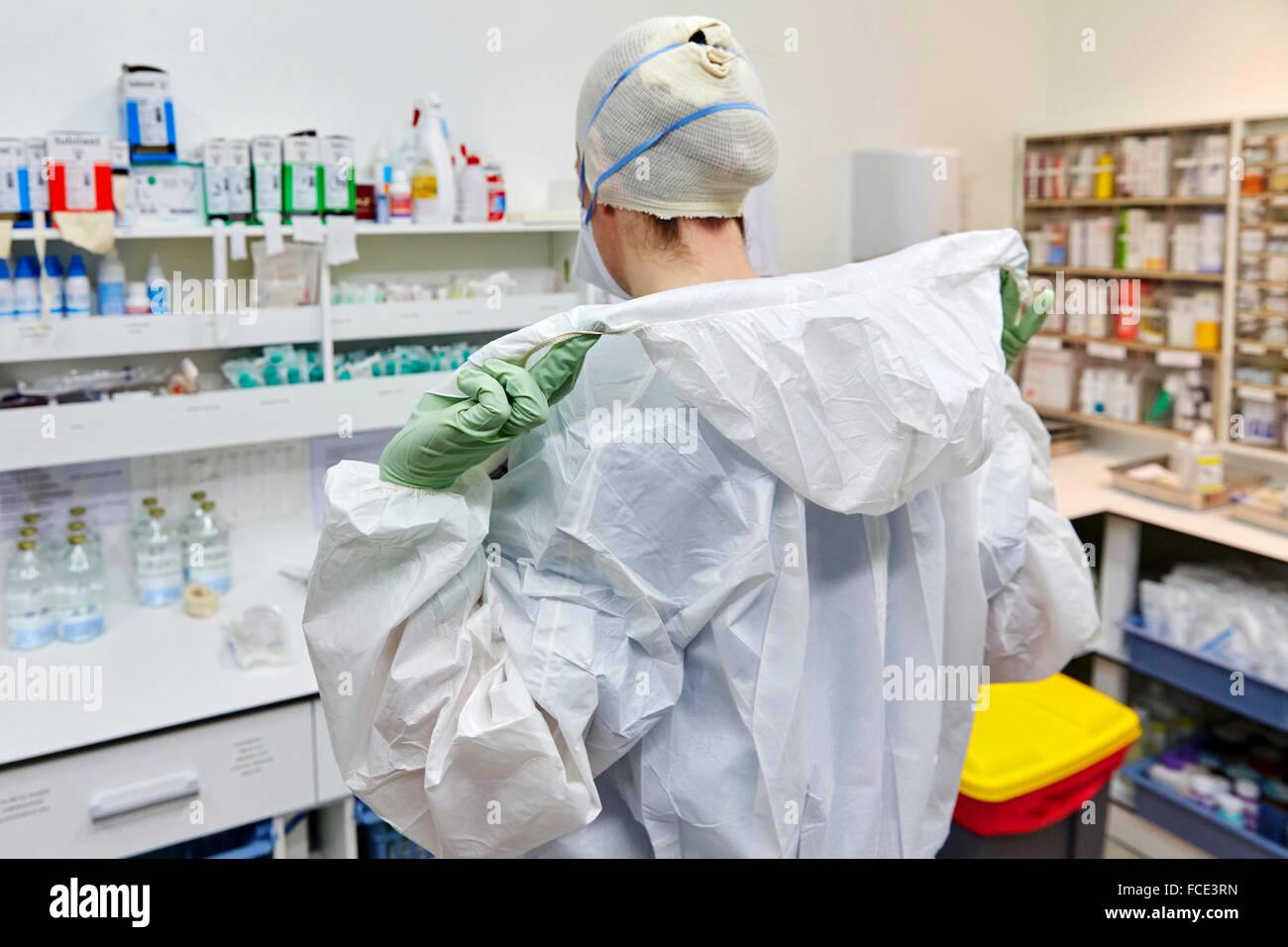 Personal protective equipment, protection for the care of patients with