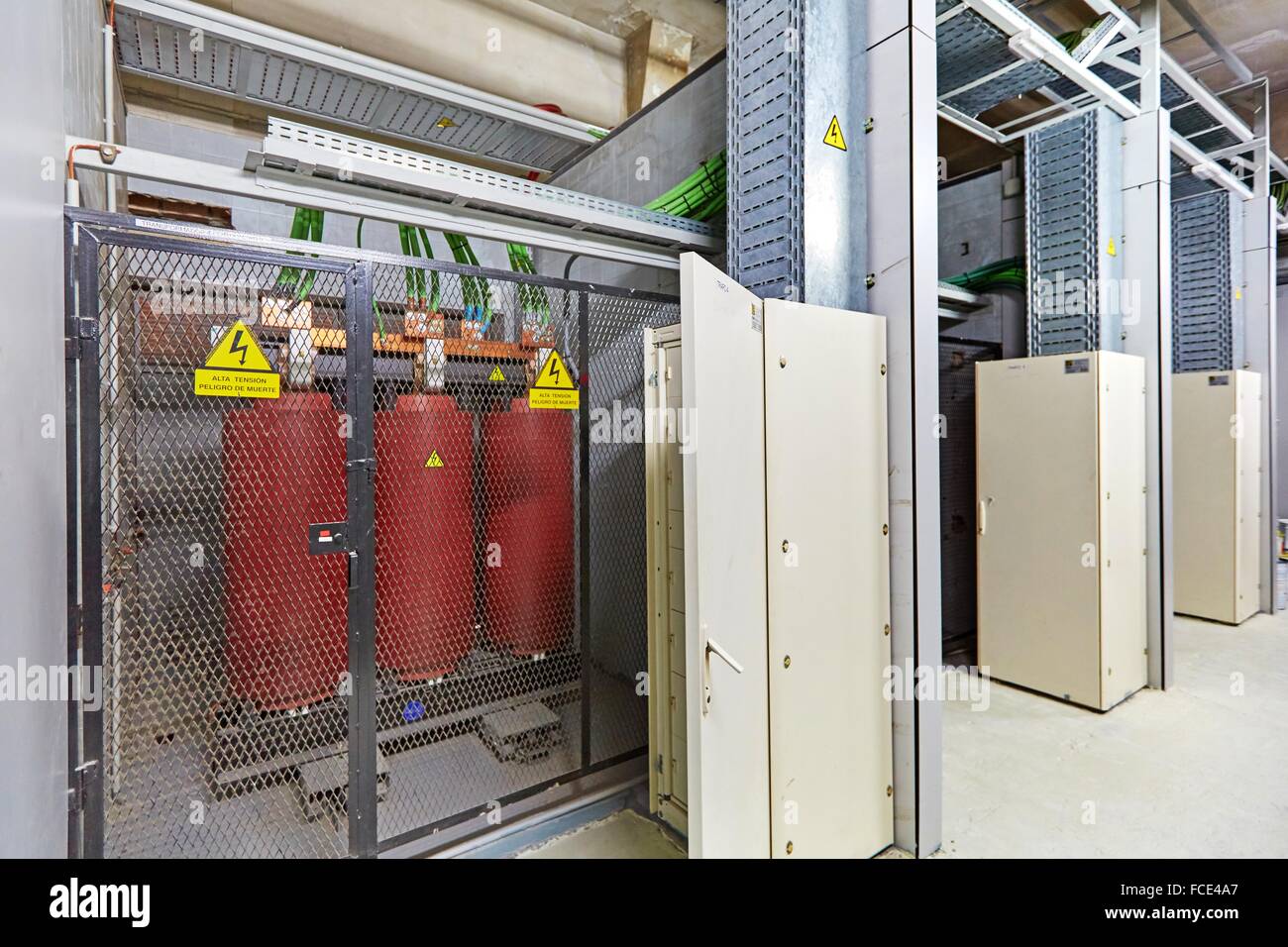 Trafo, Electrical transformers, Wiring, Hospital Donostia, San