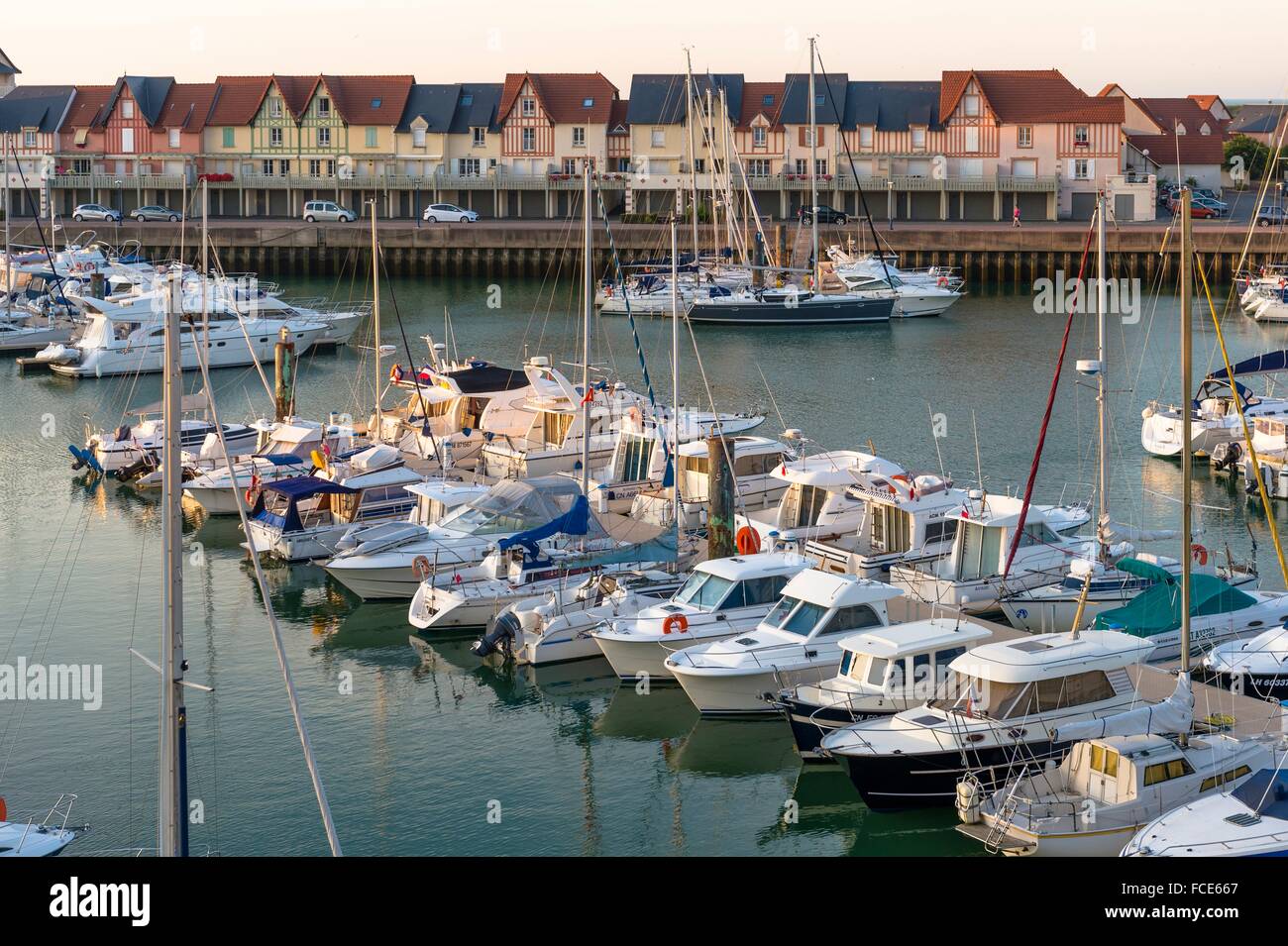 Dives Sur Mer High Resolution Stock Photography and Images Alamy