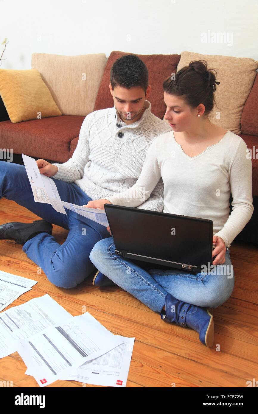 France, young couple at home Stock Photo - Alamy