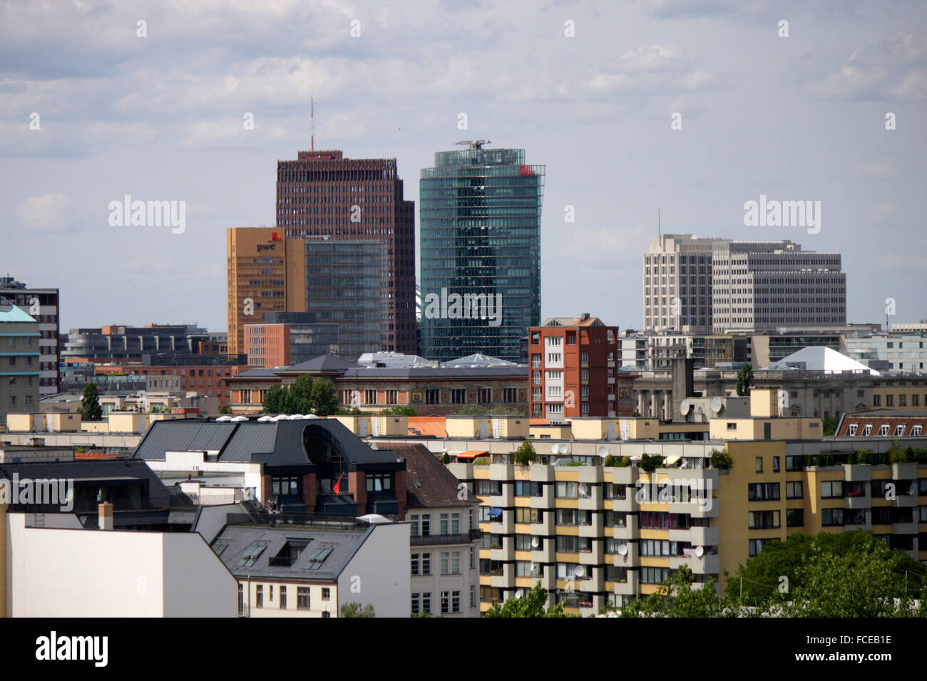 Luftbild: die Hochhaeuser vom Potsdamer Platz, Berlin-Kreuzberg. Stock Photo