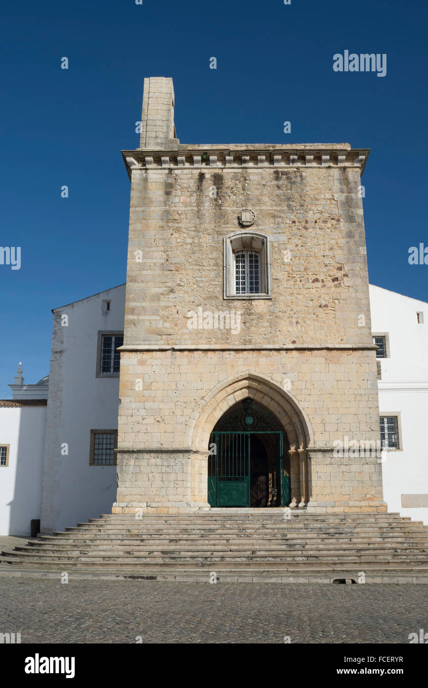 The Se (Cathedral) in Largo da Se, Old Town (Cidade Velha or Vila Adentro), Faro, Algarve, Portugal Stock Photo