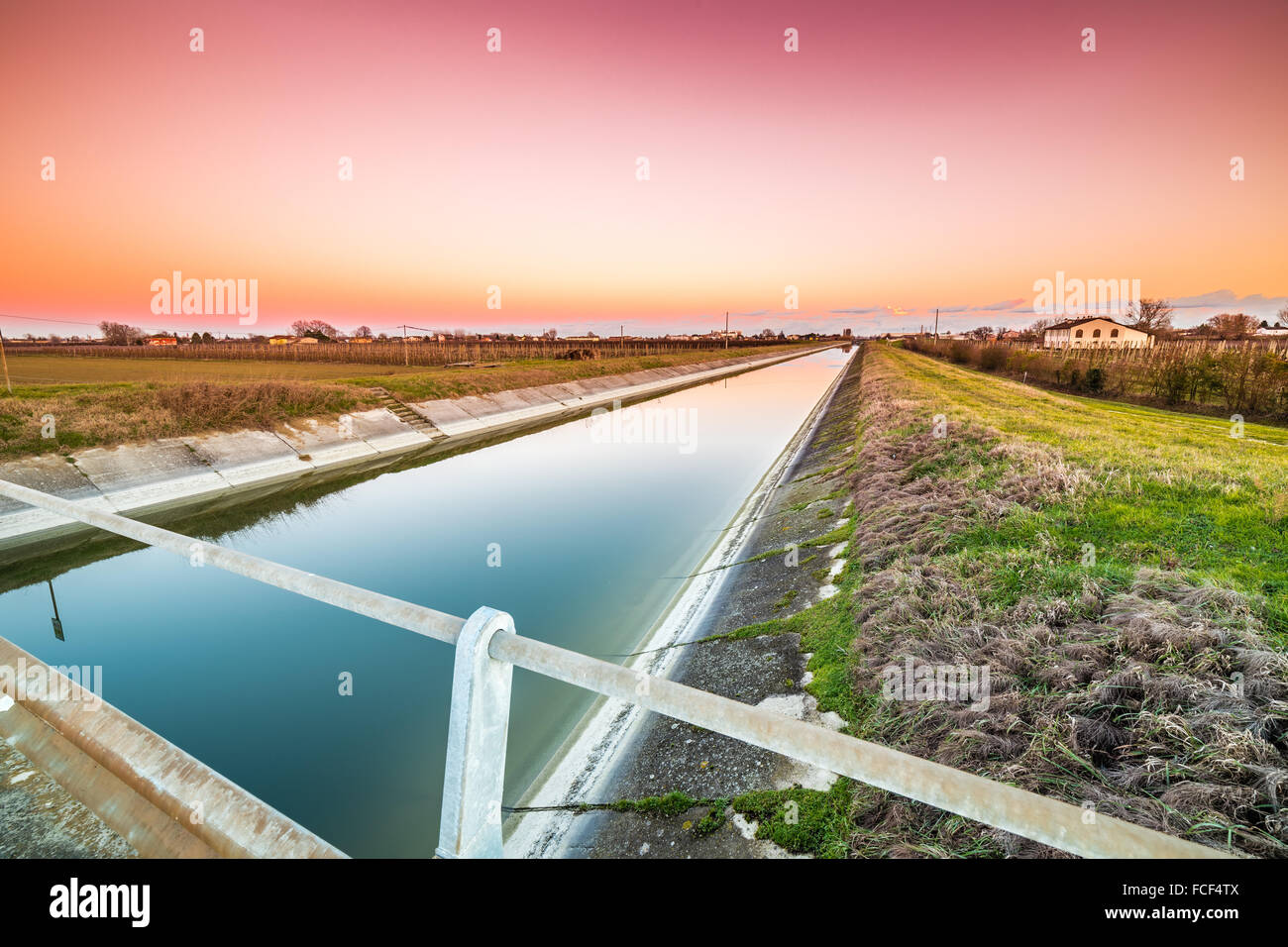 Water Channels Artificial water channel on hi-res stock photography and images - Alamy
