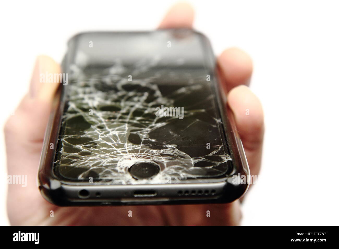 iPhone 6 with broken glass Stock Photo - Alamy