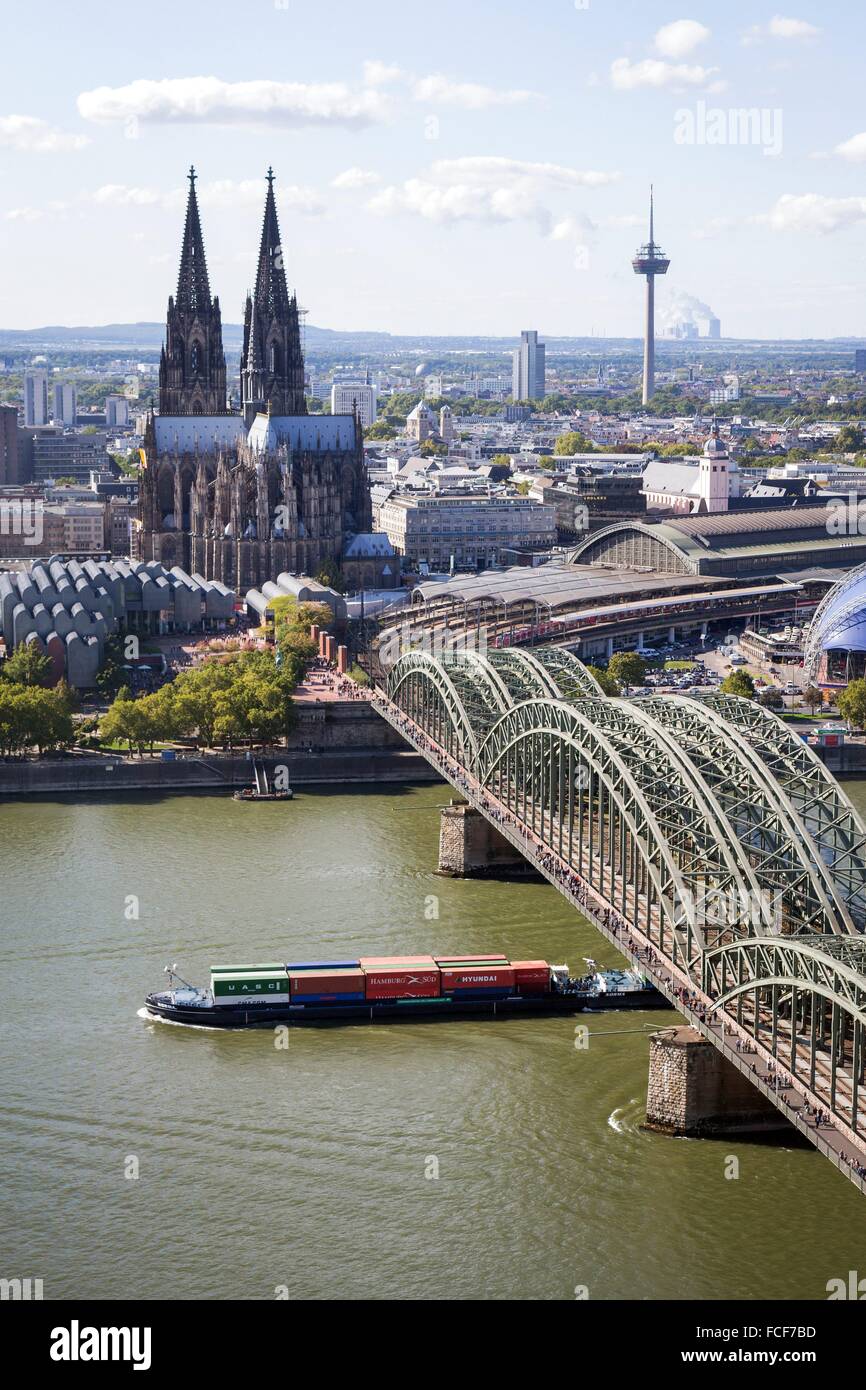 Germany: Cologne inner city with Cathedral and Hohenzollern Bridge. Photo from 27. September 2015. Stock Photo