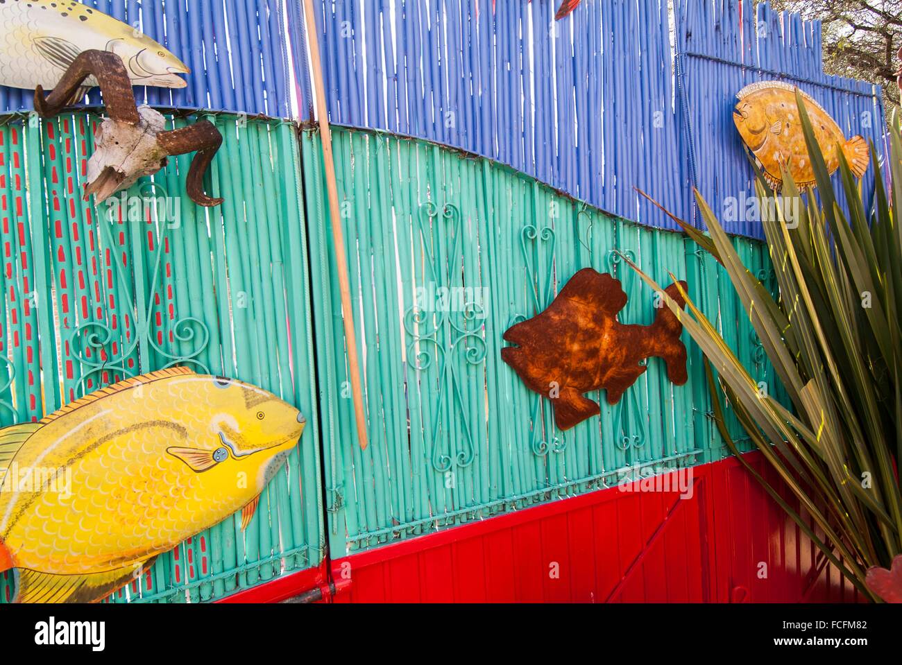 A colourful gate at an artist´s home in San Miguel de Allende