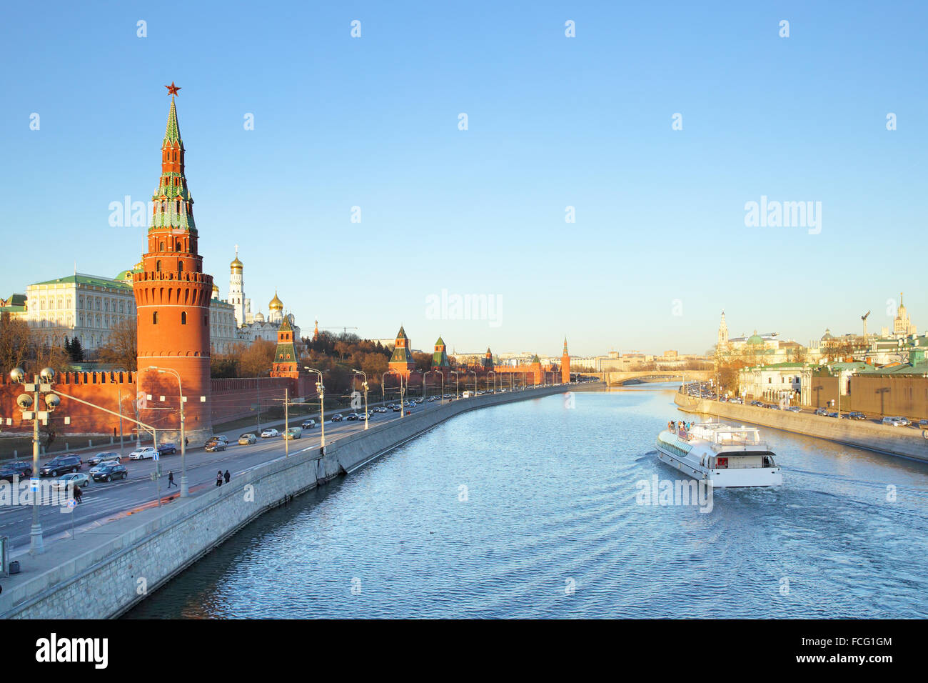 Evening view of Moskva River and Moscow Kremlin, Russia Stock Photo