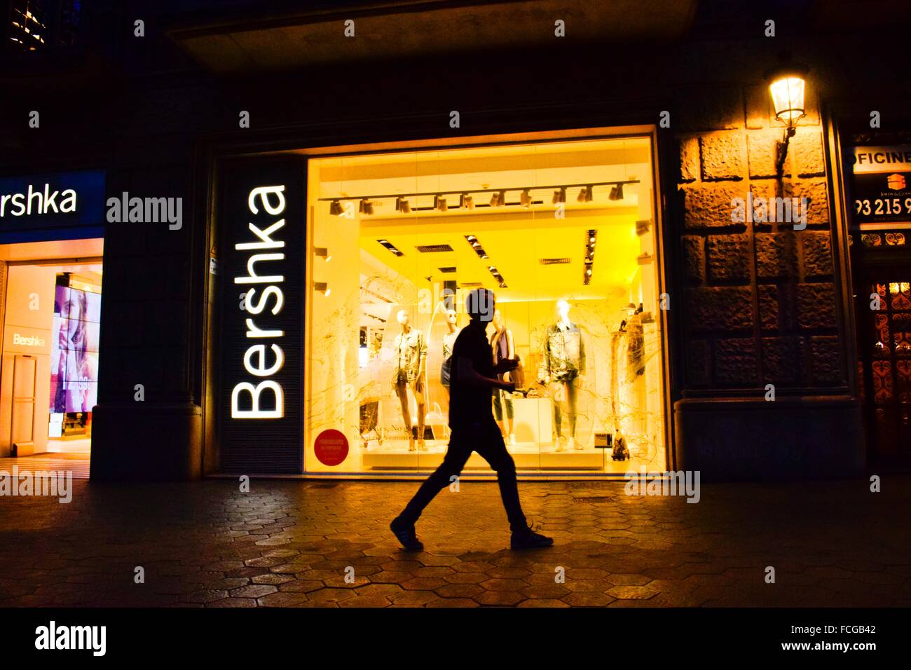 Bershka store at night. Passeig de Gràcia, Barcelona, Catalonia, Spain  Stock Photo - Alamy