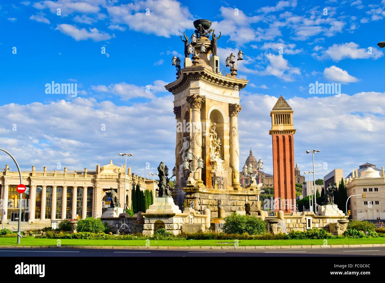 Fountain, Venetian Tower, National Palace, National Art Museum Of ...