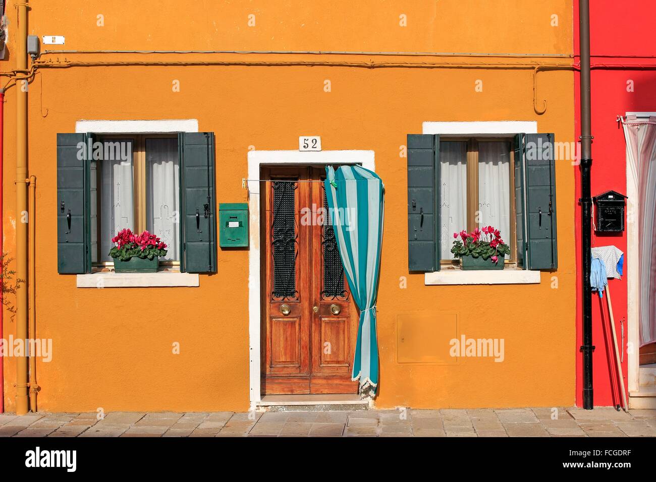 Venice Italy Burano colorful houses along island canals Stock Photo - Alamy
