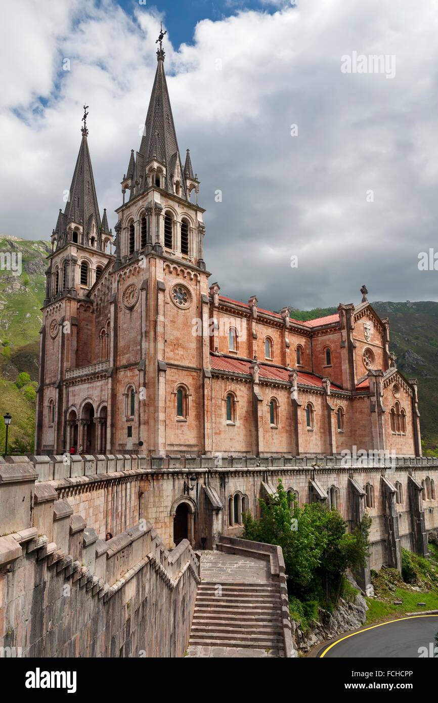 Nuestra senora de covadonga hi-res stock photography and images - Alamy