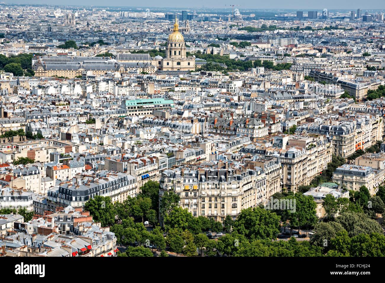 Eifel tower paris hotel hi-res stock photography and images - Page 2 - Alamy