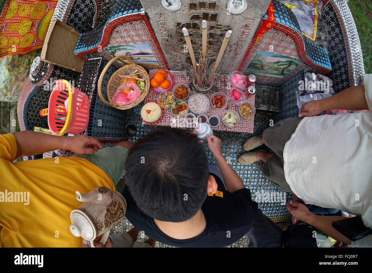 Ming ritual tradition hi-res stock photography and images - Alamy