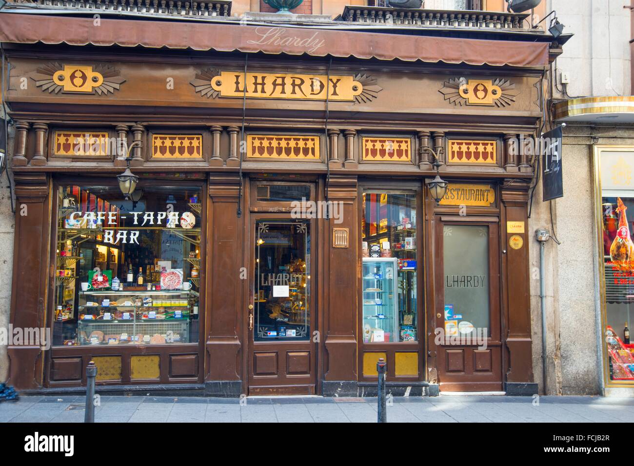 Facade of Lhardy restaurant. Carrera de San Jeronimo street, Madrid, Spain  Stock Photo - Alamy
