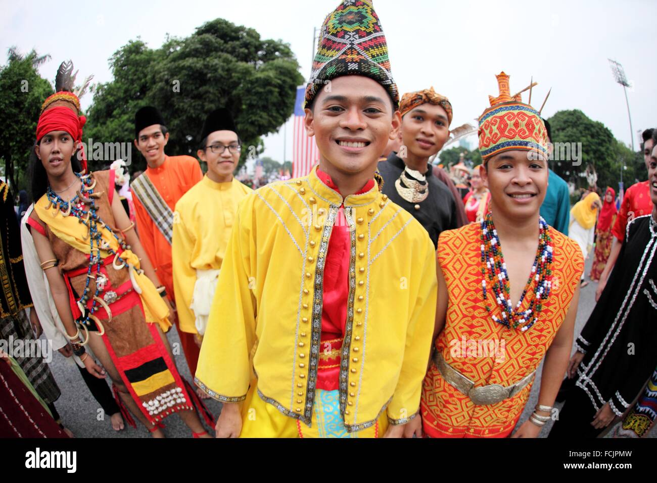 Dayak traditional Costumes, kuching, sarawak Stock Photo Alamy