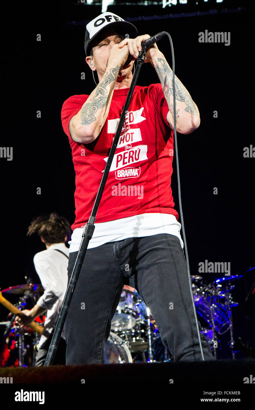Red hot chili peppers concert hires stock photography and images Alamy
