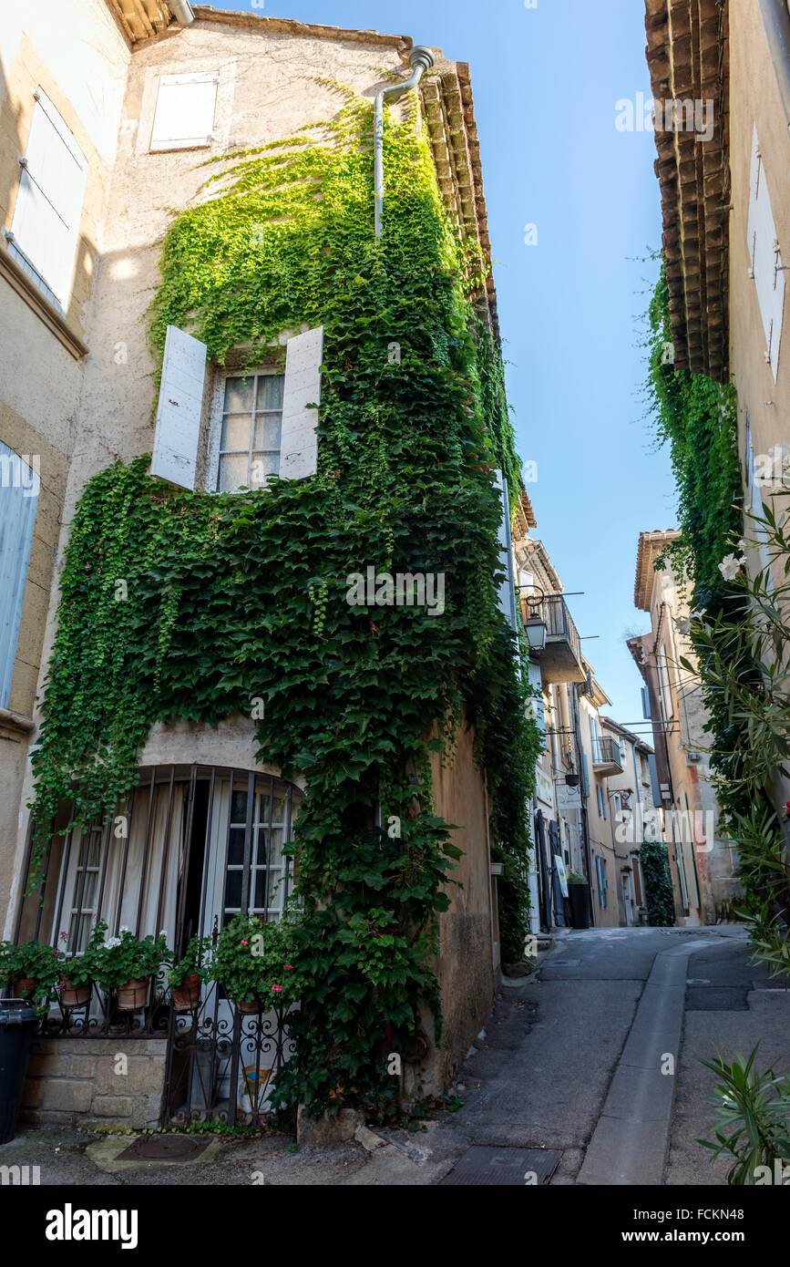 Lourmarin, Les Plus Beaux Villages de France, The Most Beautiful