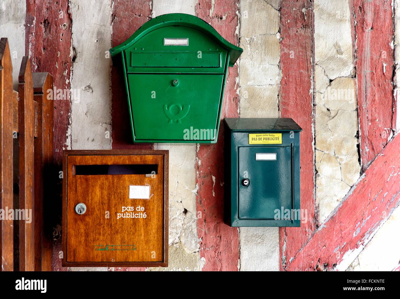 Home post box hi-res stock photography and images - Alamy