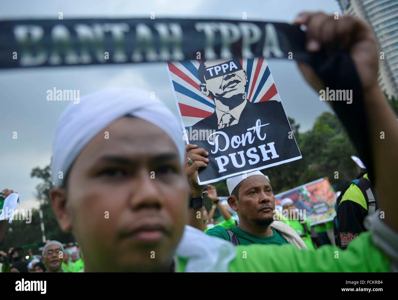 Kuala Lumpur, Malaysia. 23rd Jan, 2016. Malaysian Muslim Activists Hold ...