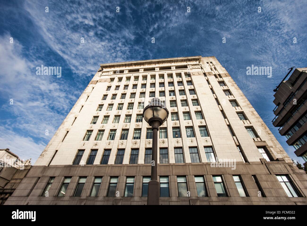 Adelaide House in London, UK Stock Photo Alamy