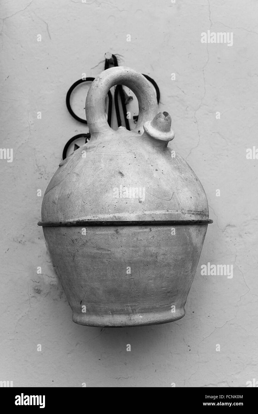 Spain clay pot Black and White Stock Photos & Images Alamy