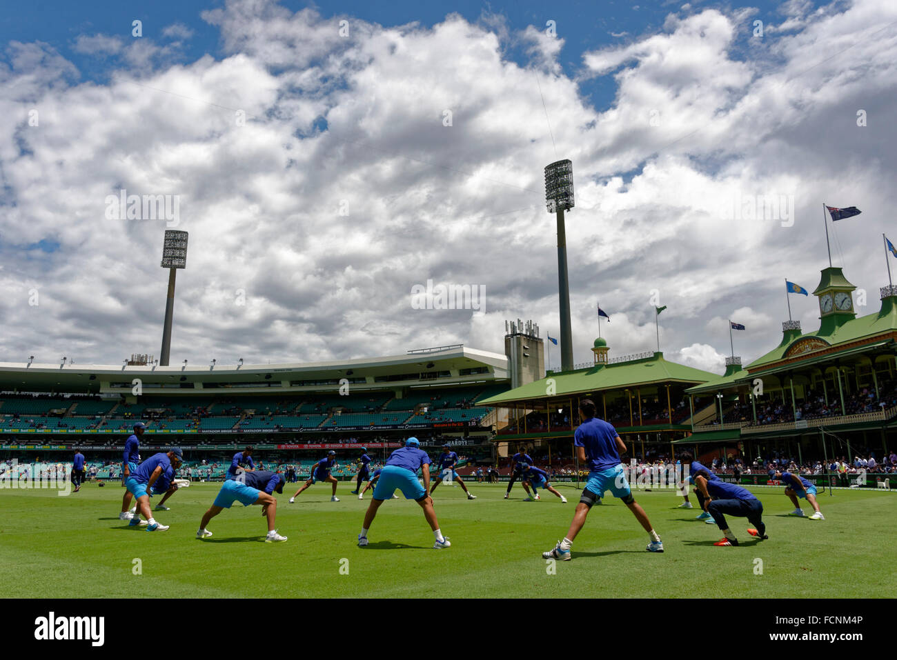 Sydney Australia 23rd Jan 2016 The Indian National Cricket Team Warm Up On The Field At The Sydney Cricket Ground For One Day International Between Australia And India At The Sydney Cricket