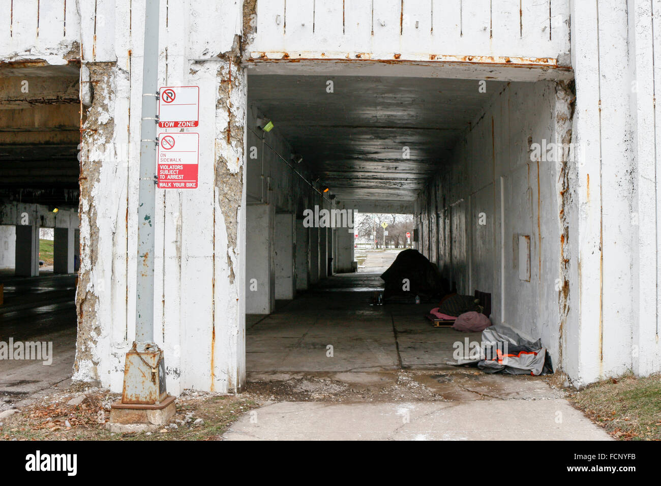 Lawrence Avenue bridge over Lake Shore Drive, Chicago, Illinois