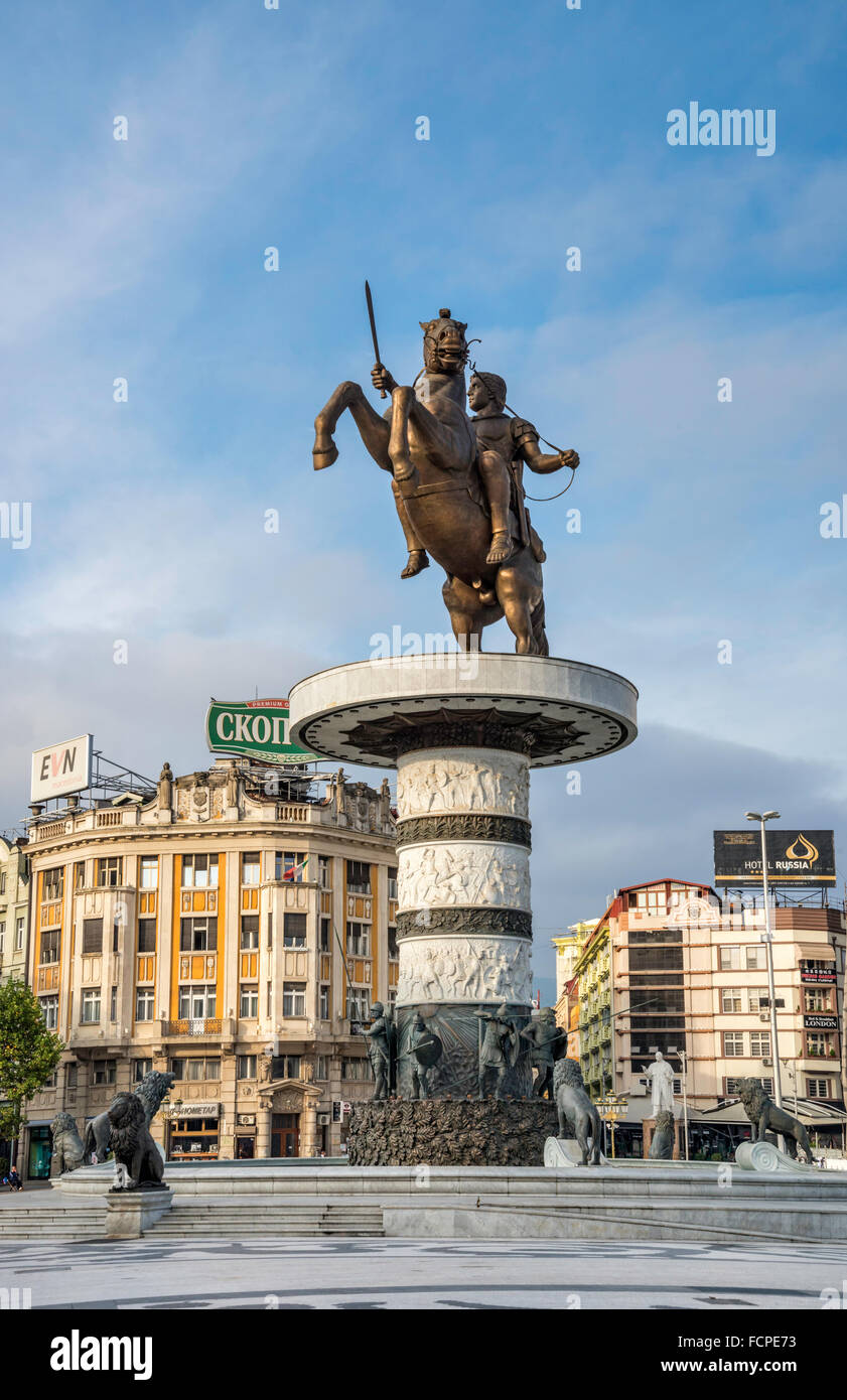 Statue sculpture skopje macedonia hi-res stock photography and images ...