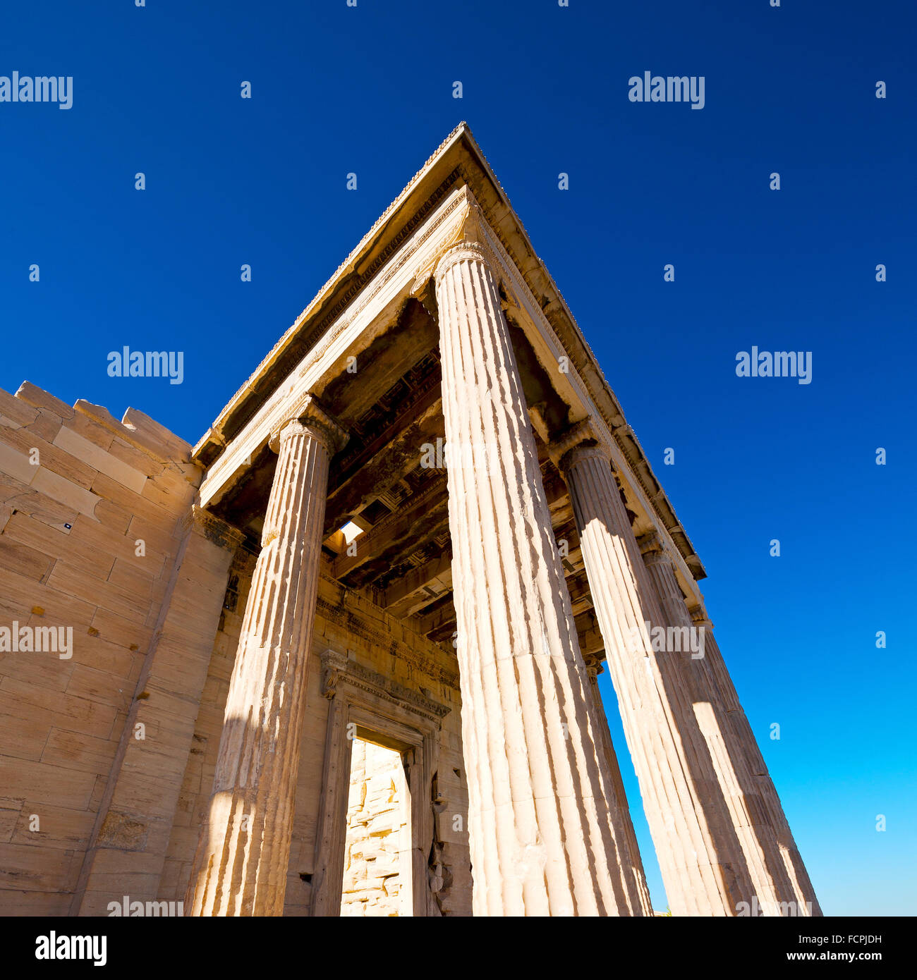 in greece the old architecture and historical place parthenon athens ...