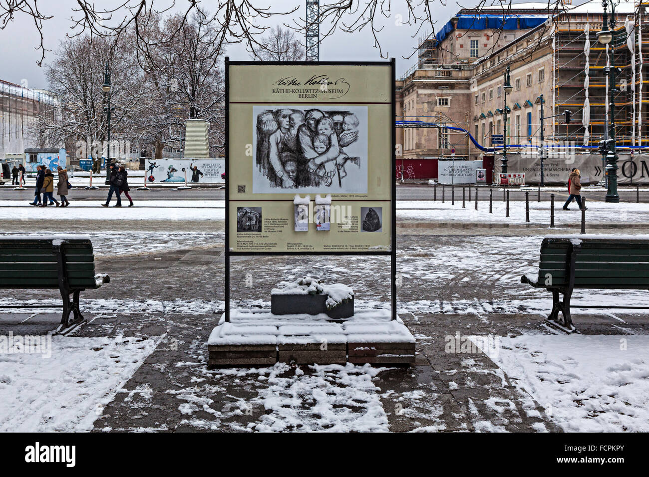 Sculptor, Kathe Kollwitz  Museum sign on a snow covered pavement in Berlin Stock Photo